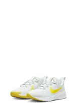 Nike Kids' Star Runner 4 Sneaker In Summit White/ Yellow/ Sulfur