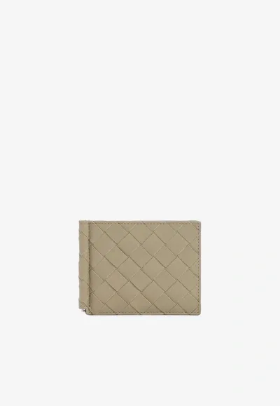 Bottega Veneta Bill Clip Wallet In Intrecciato Leather In Beige