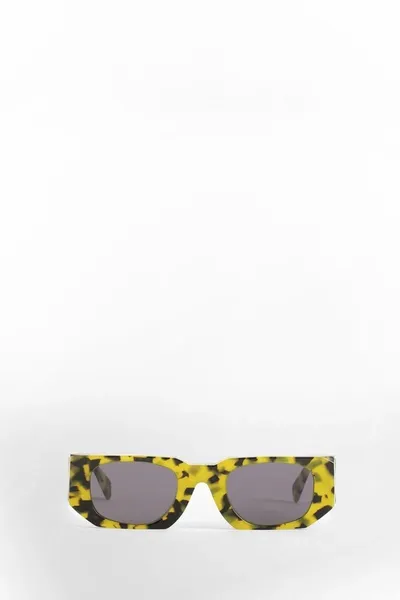 Kuboraum Eyewear In Yellow