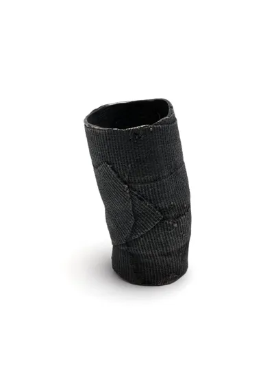 Detaj Bandage Metal Ring In Black