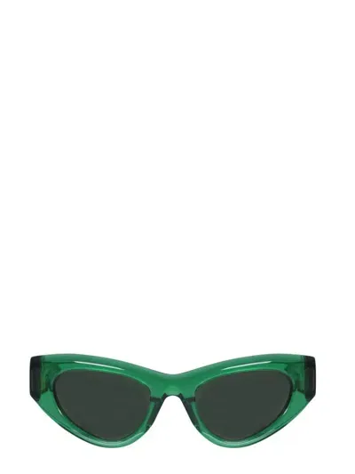 Bottega Veneta Angle Sunglasses In Green