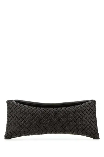 Bottega Veneta Clutch Rigida Intreccio In Brown