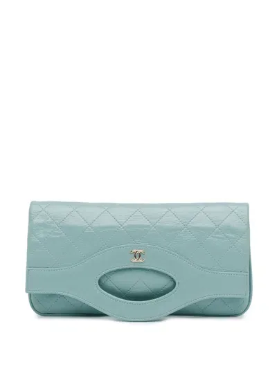 Pre-owned Chanel 2019 Crumpled Calfskin 31 Clutch Bag In Blue