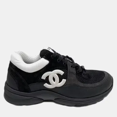 Pre-owned Chanel Black/white Low Top Trainer Sneakers Size Eu 38