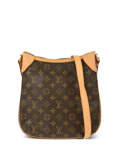 Pre-owned Louis Vuitton 2011 Odéon Pm Crossbody Bag In ブラウン