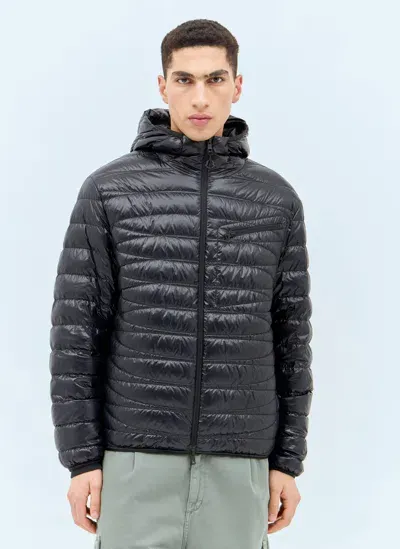 Moncler Levanter Short Down Jacket In Black