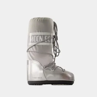 Moon Boot Women's Icon Glance Cold Weather Boots In Silver