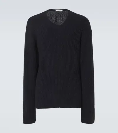 The Row Gustave Cashmere Sweater In Blue